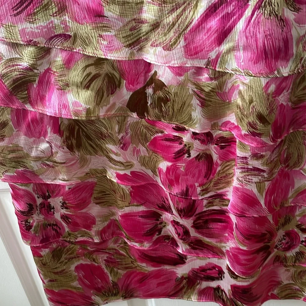 Tiered floral dress by Connected. Size 6. Pink and green floral. Has a shimmer